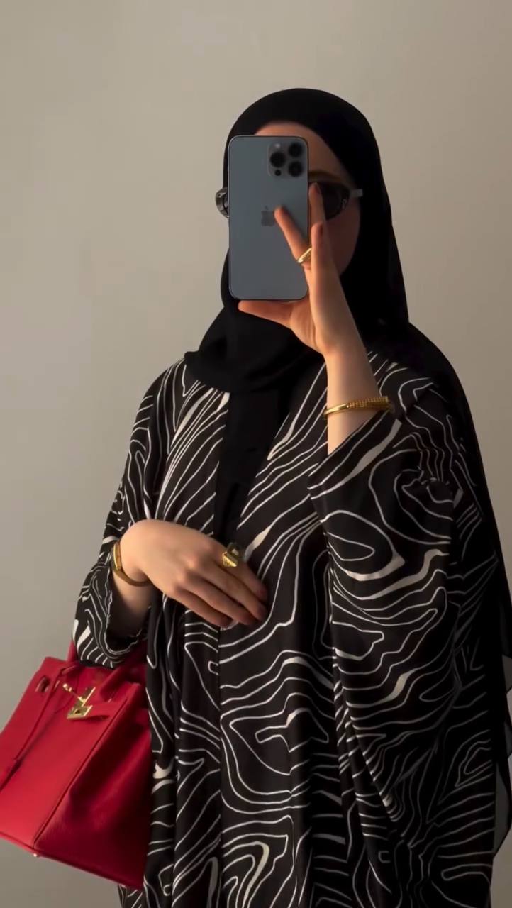 KASHAF DOUBLE SHRUG ABAYA | BLACK