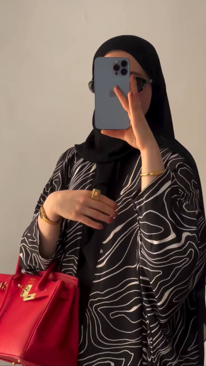 KASHAF DOUBLE SHRUG ABAYA | BLACK