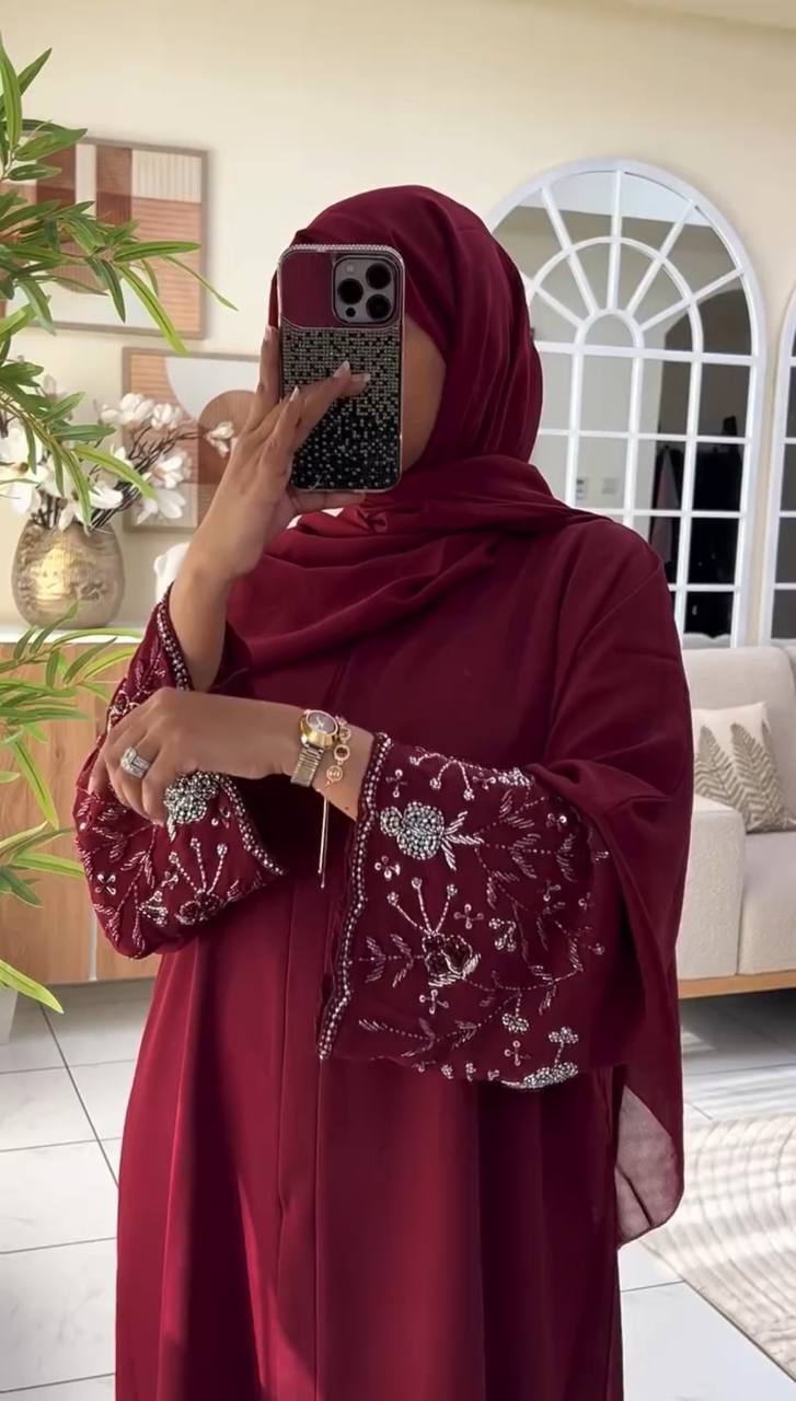 ISHAH HANDWORK ABAYA | MAROON