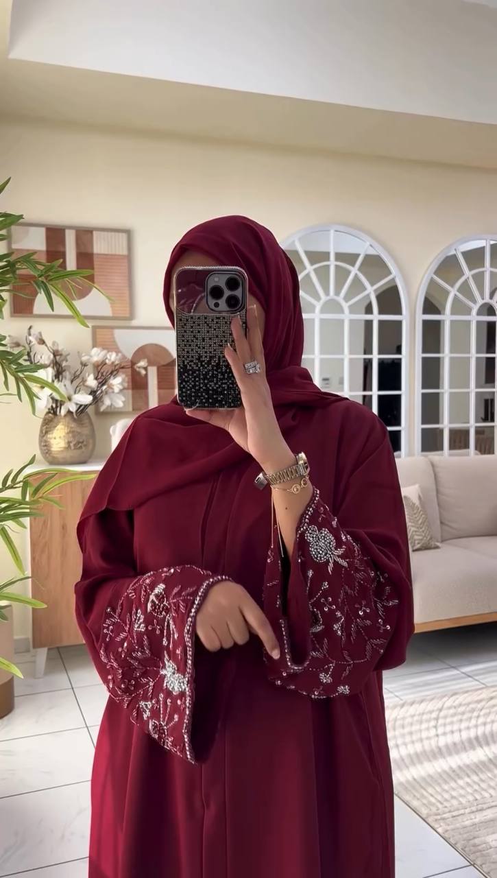 ISHAH HANDWORK ABAYA | MAROON