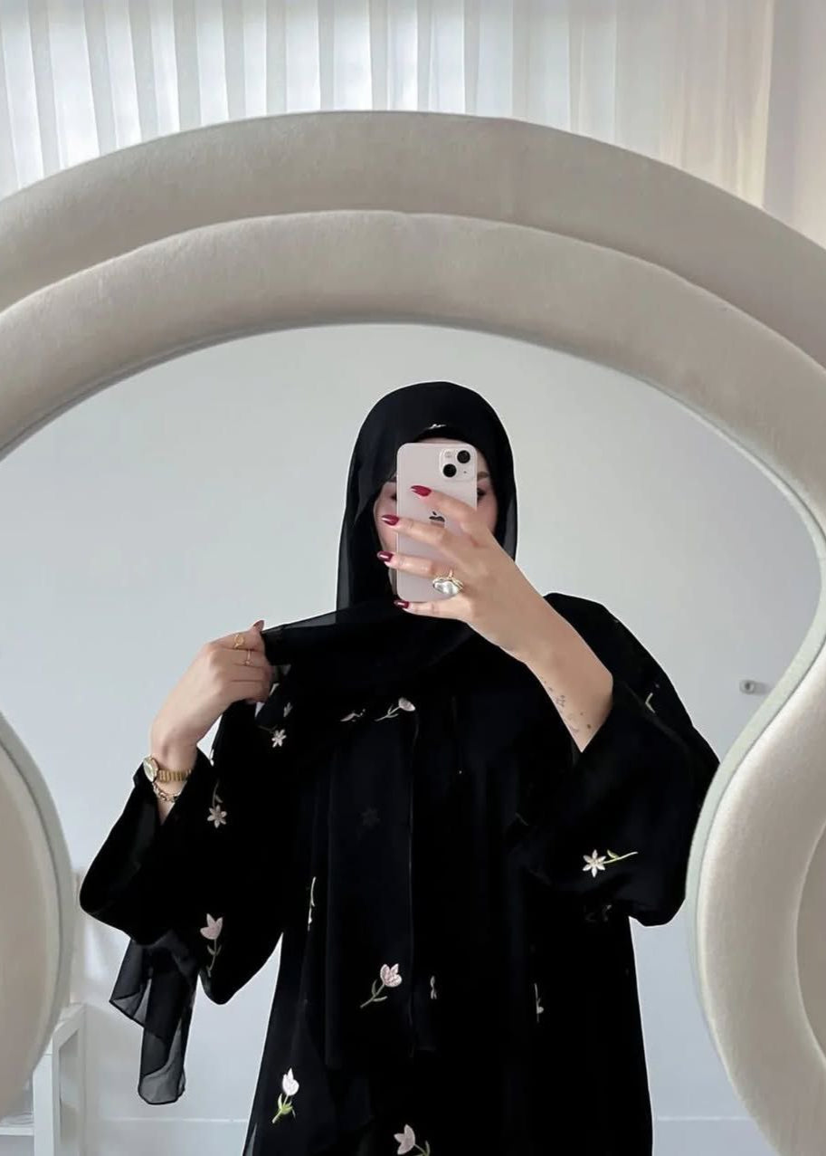 KASHISH FULLY CLOSED ABAYA | BLACK