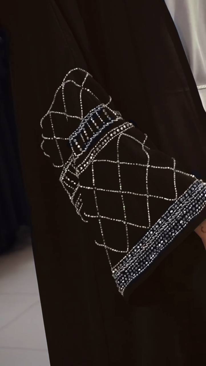 MAHA FRONT OPEN ABAYA | BROWN