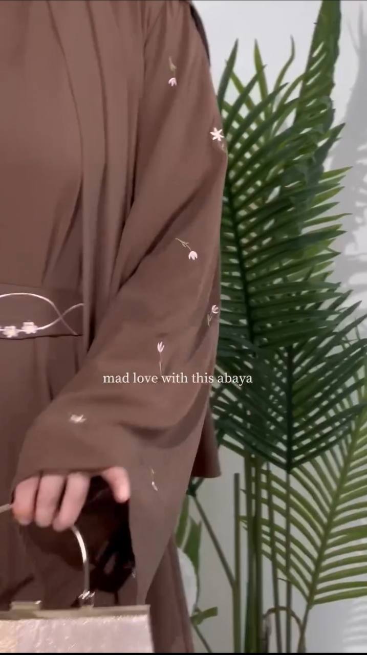 UMAIMA DOUBLE SHRUG ABAYA | COLLER BROWN