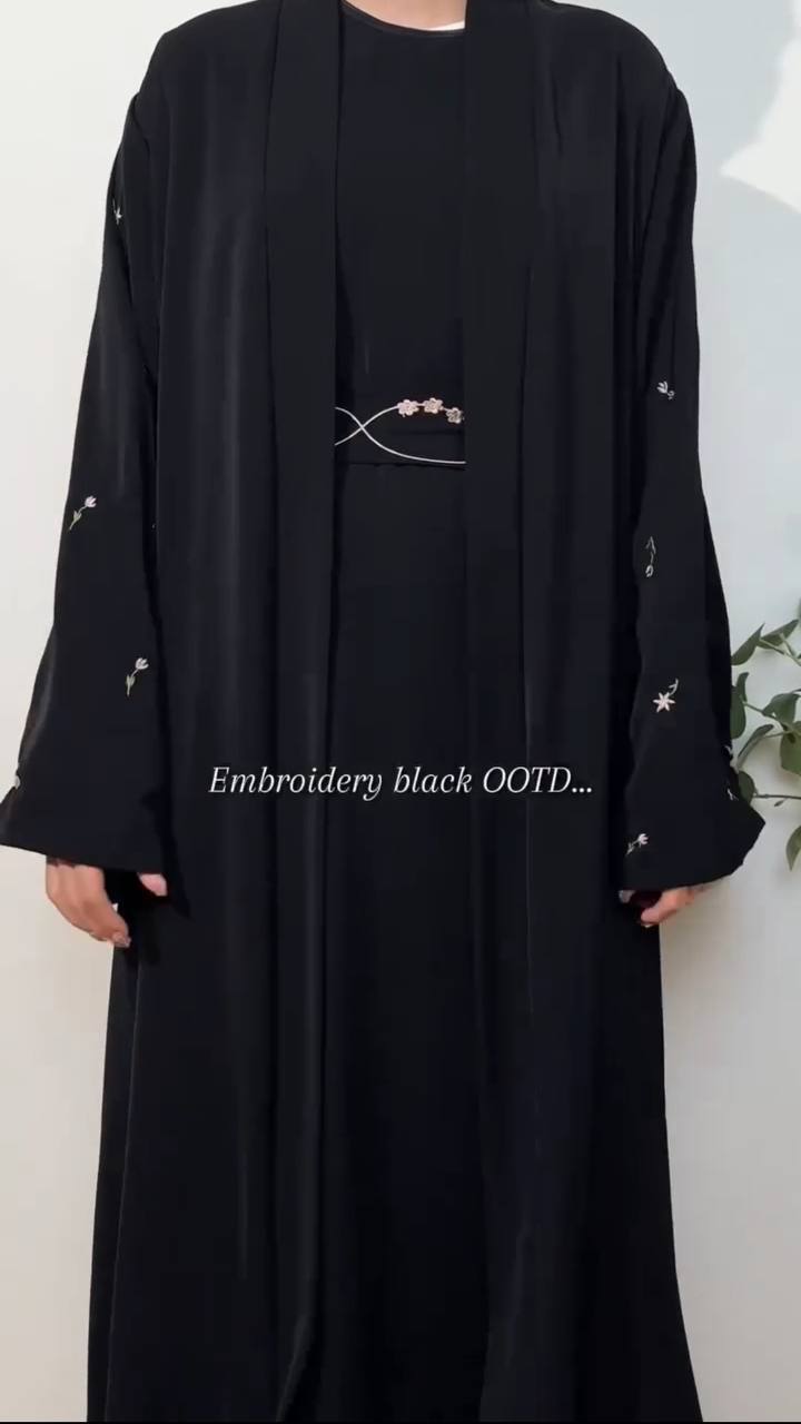 UMAIMA DOUBLE SHRUG ABAYA | BLACK