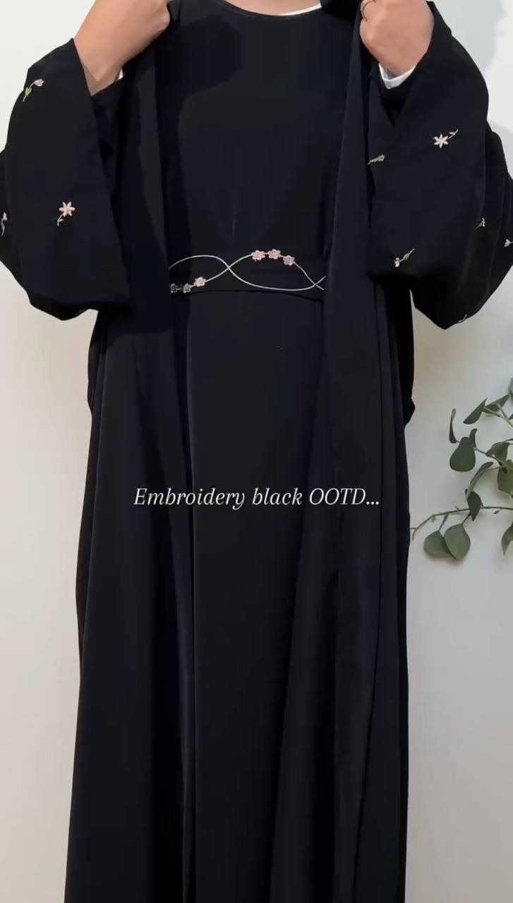 UMAIMA DOUBLE SHRUG ABAYA | BLACK