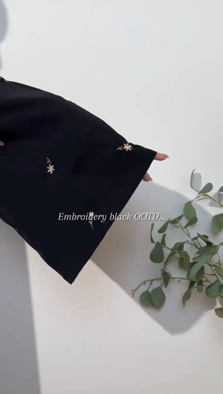 UMAIMA DOUBLE SHRUG ABAYA | BLACK