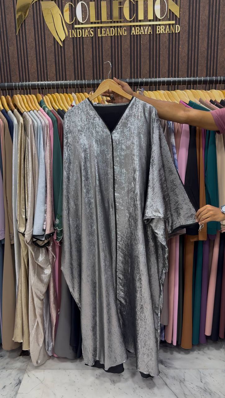 AMREEN SIMMER KAFTAN ABAYA | BLK2SILVER