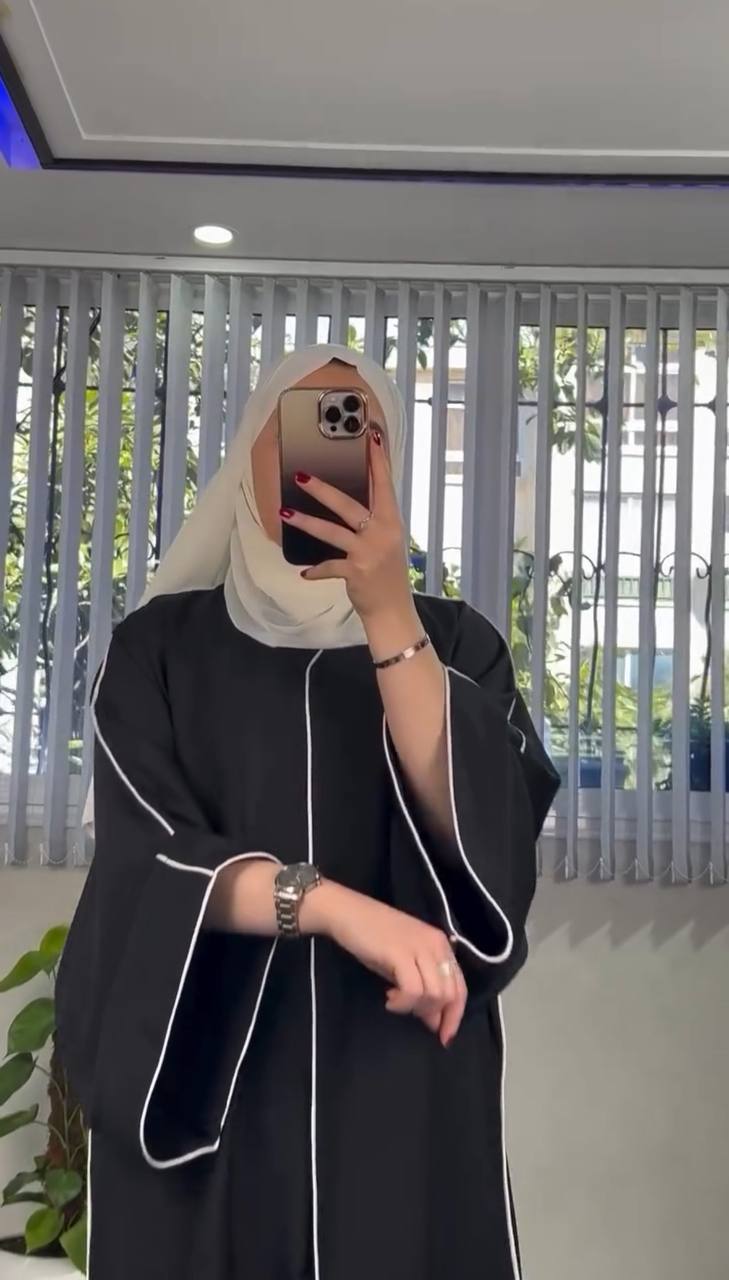 MAHIRA A-LINE PIPIN ABAYA | BLACK