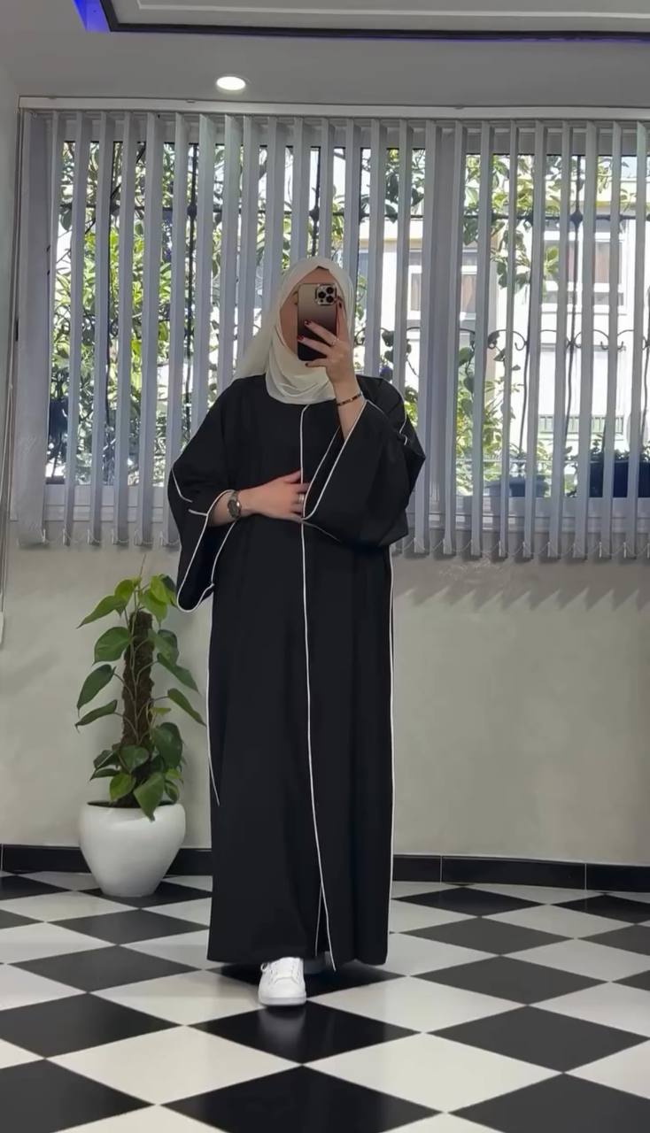 MAHIRA A-LINE PIPIN ABAYA | BLACK