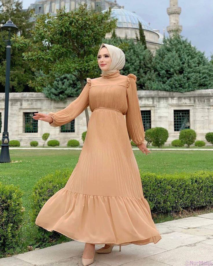 RIDA PLATED FRILL ABAYA | DARK NUDE