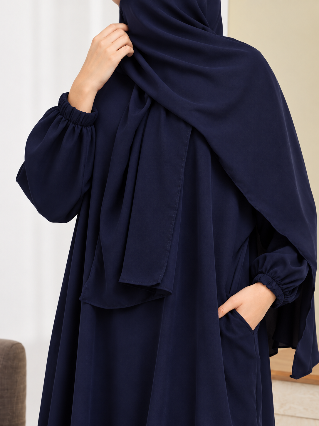 HEEBA LASTIC SLEEVE ABAYA | BLUE