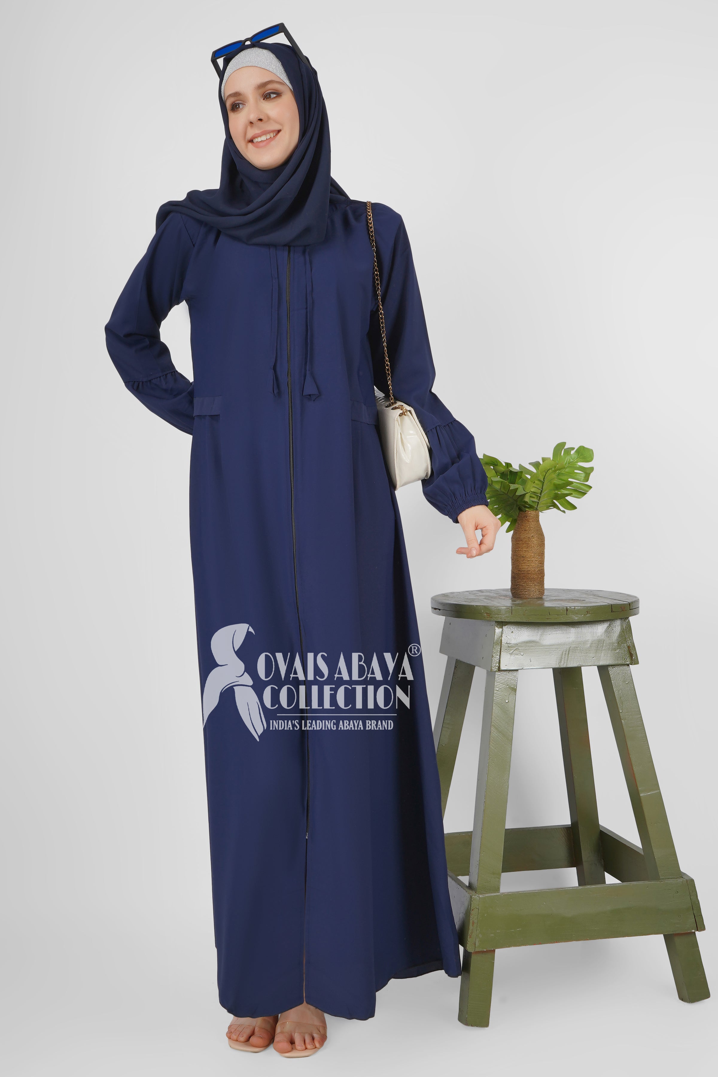 Ayrah Beautiful Side Plates Zipper Abaya - BLUE