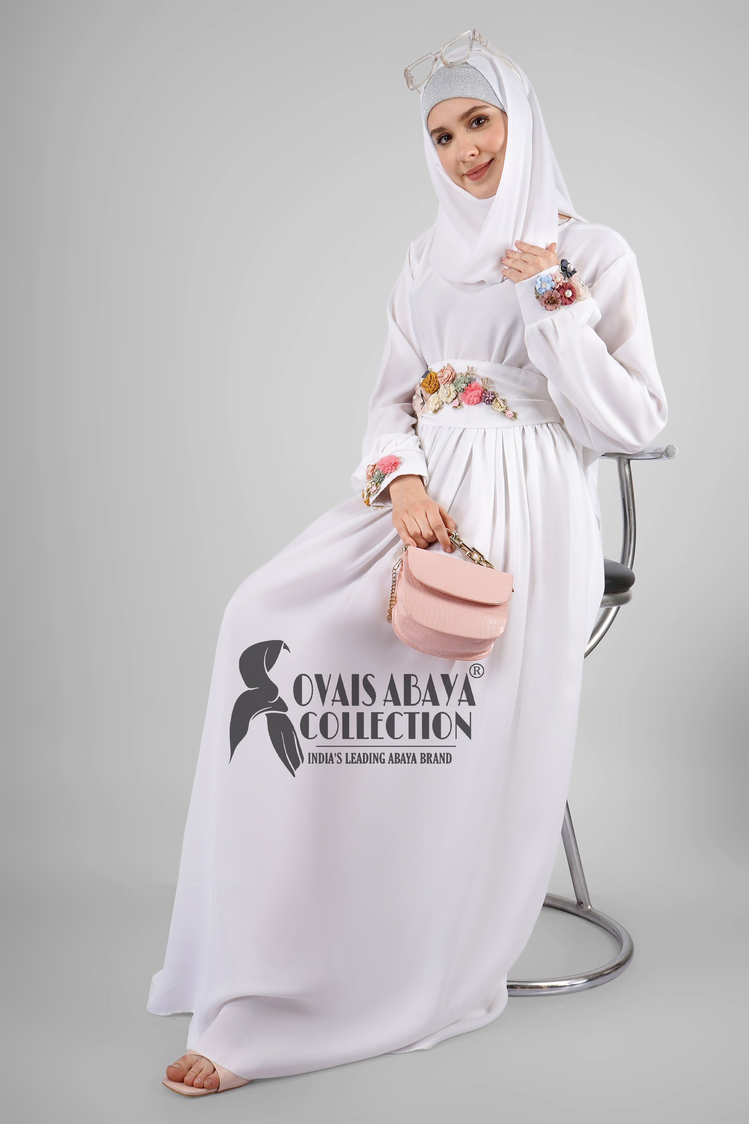 ALAYA CLASSIC BROACH ABAYA | WHITE