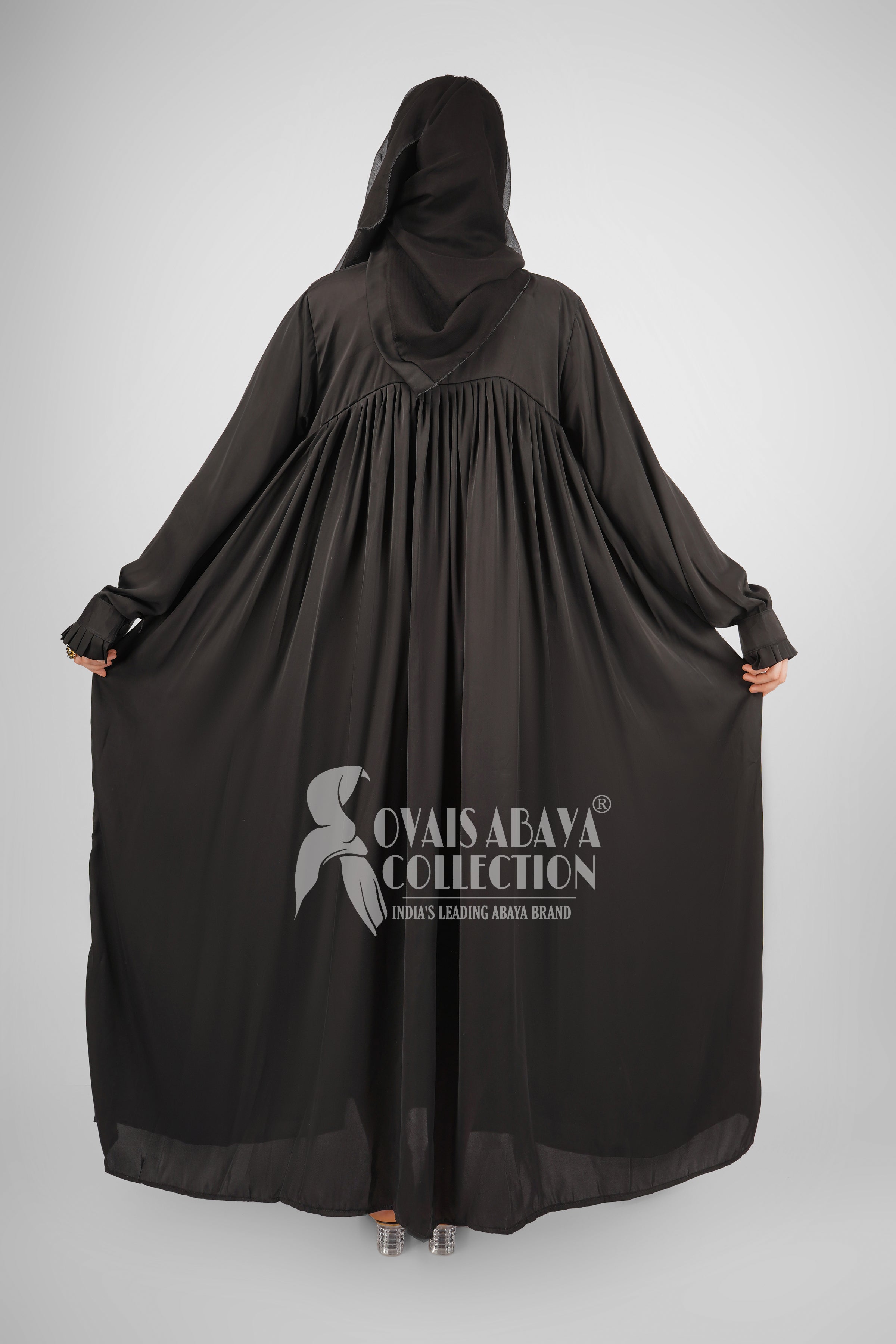 NEW COLLAR PLATES ABAYA | BLACK