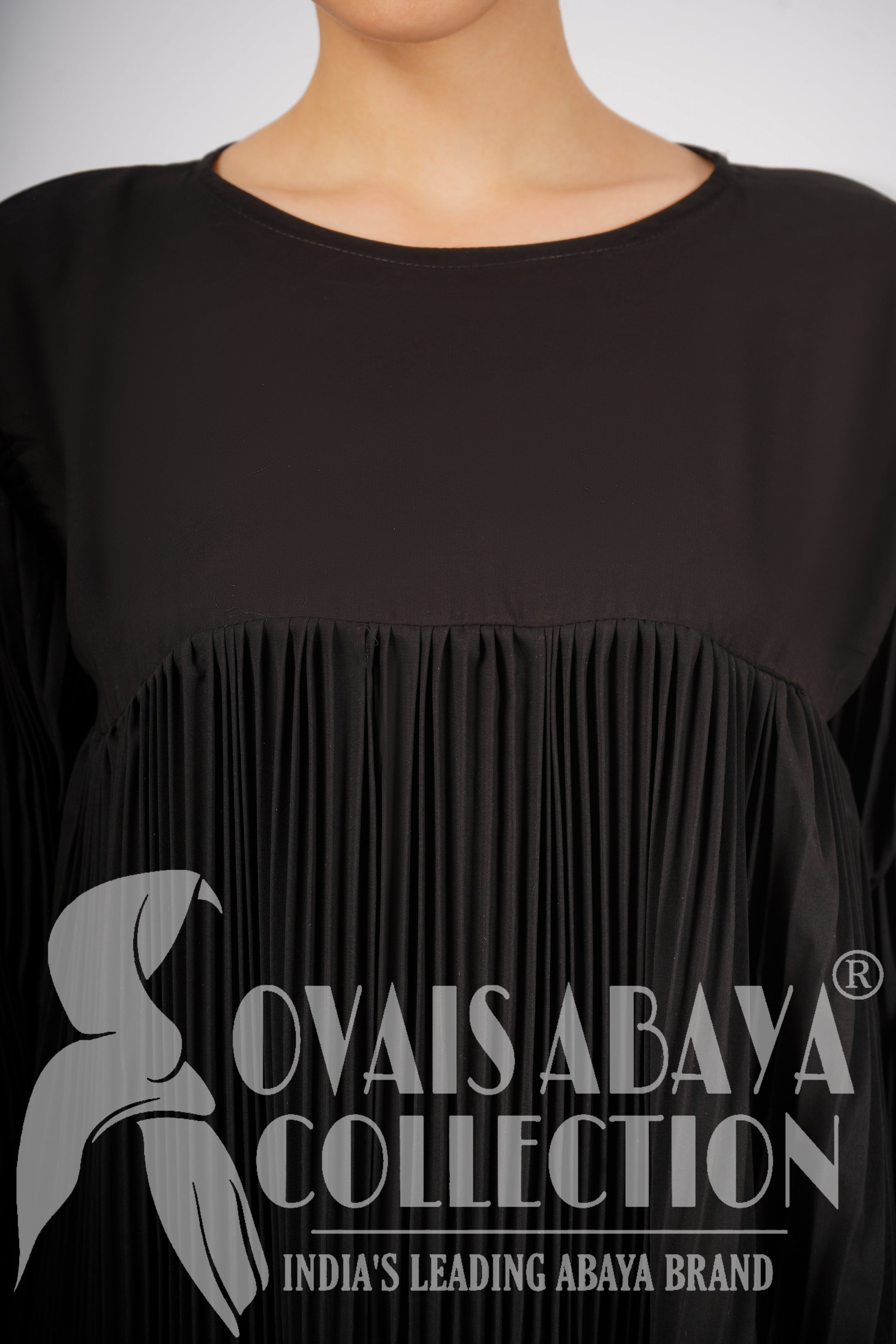 RIDA PLATED FRILL ABAYA | BLACK