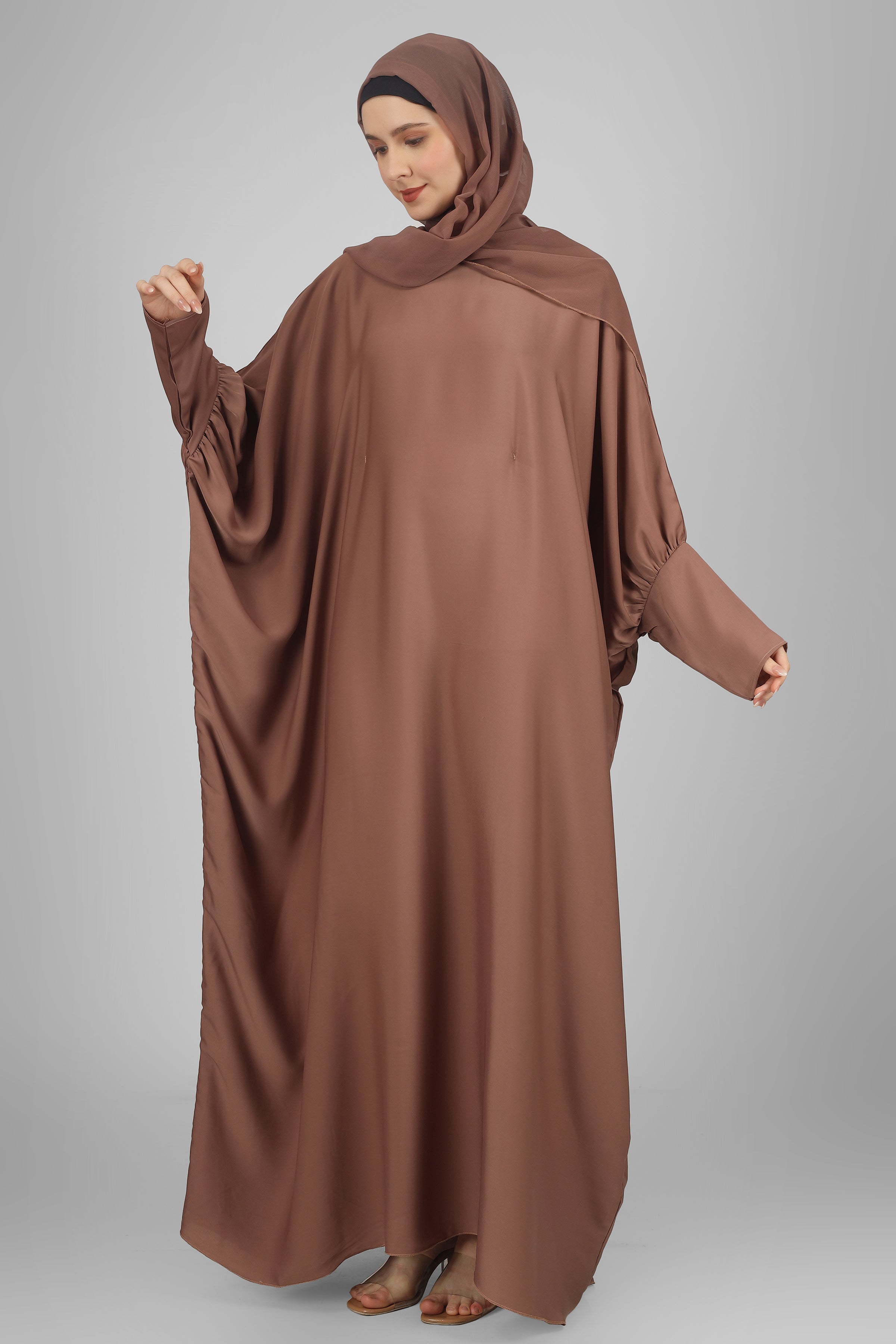 1071 FITTING SLEEVE ABAYA | DUKE NUDE