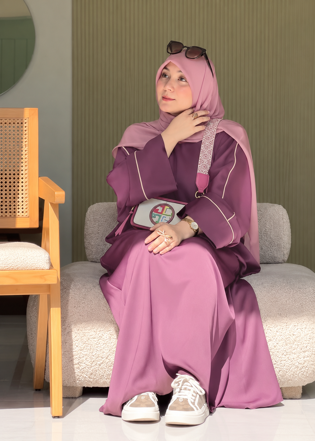 HOORAIN KOREAN ABAYA | PINK