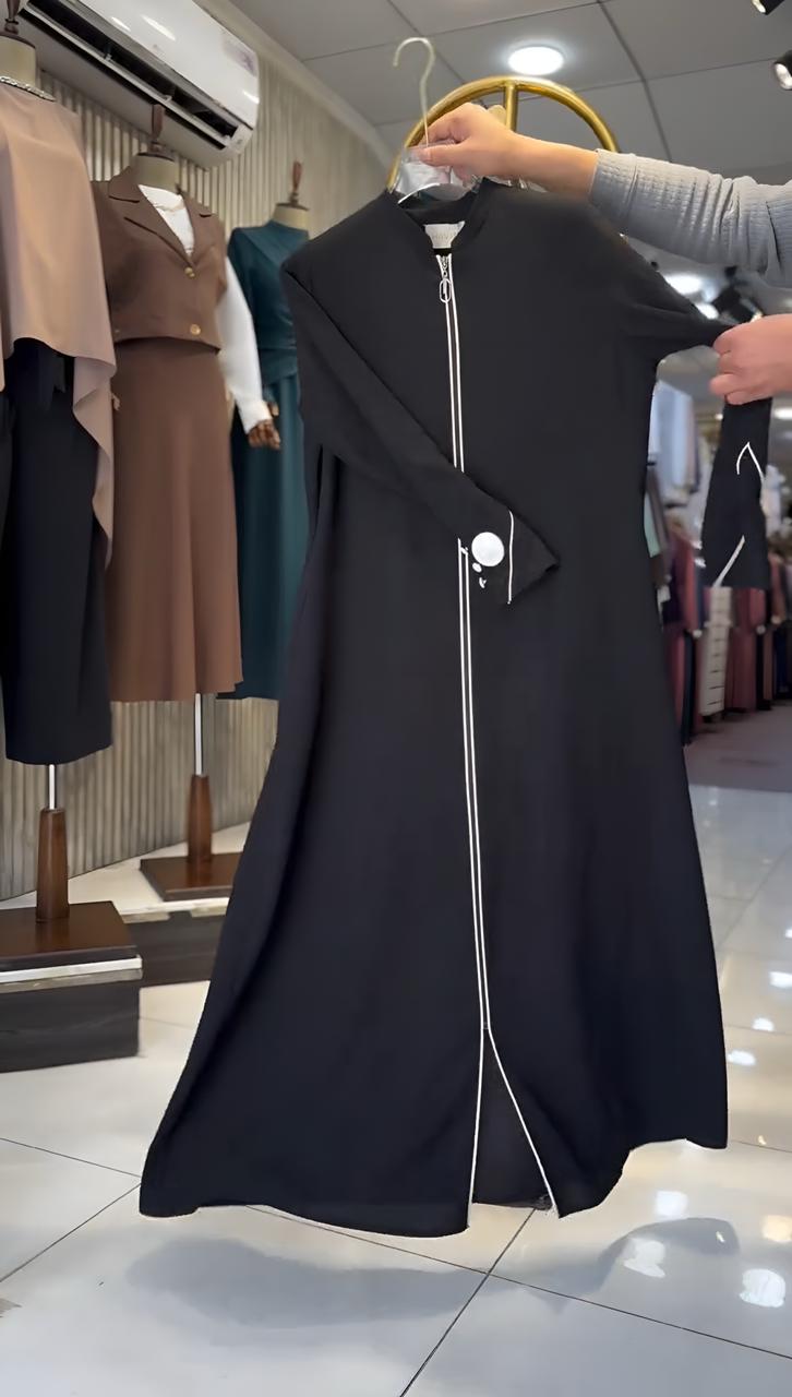 MUNAZZAH FRONT OPEN ABAYA | BLACK