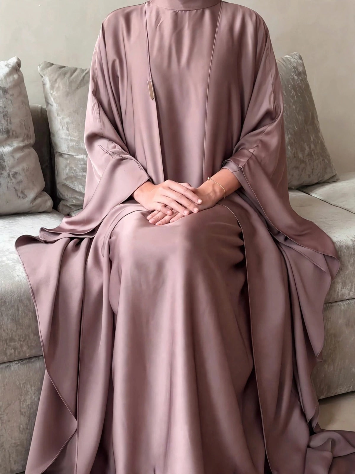 SAJAL DOUBLE SHRUG ABAYA | PINK
