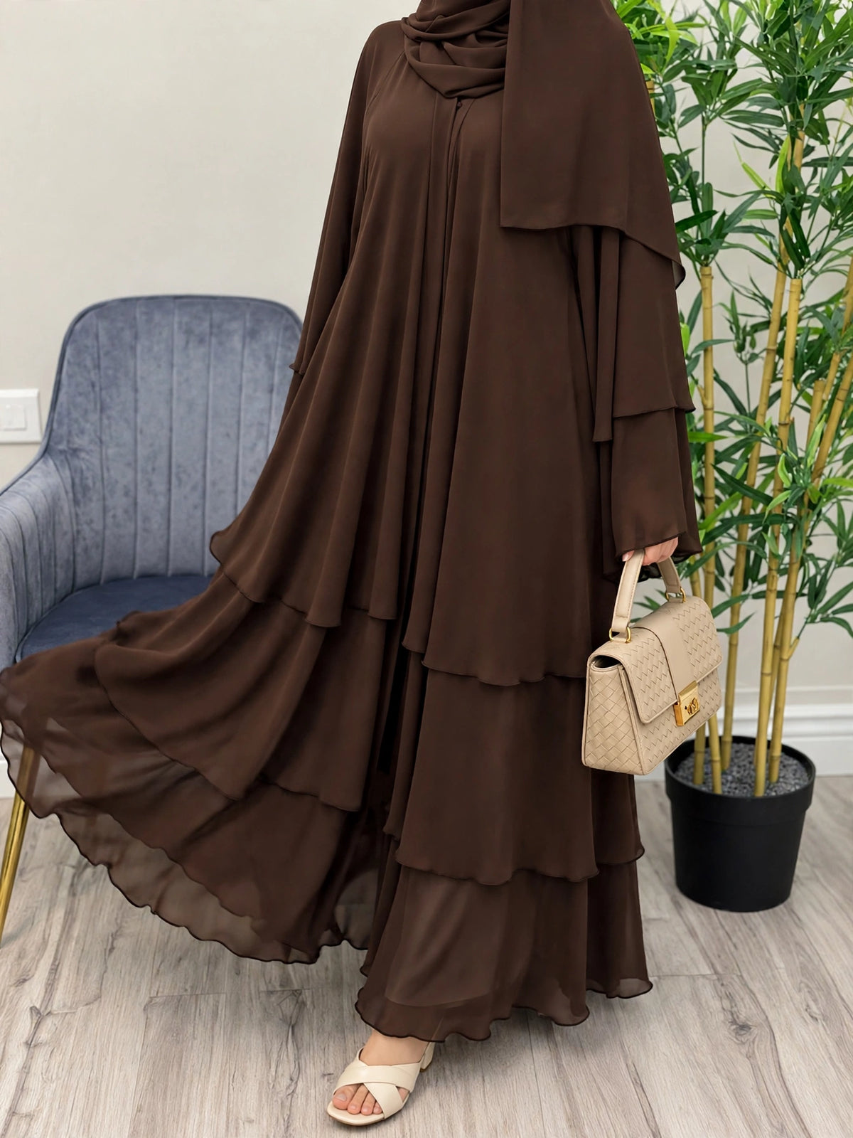 THREE LAYERED DEMANDED ABAYA | BROWN