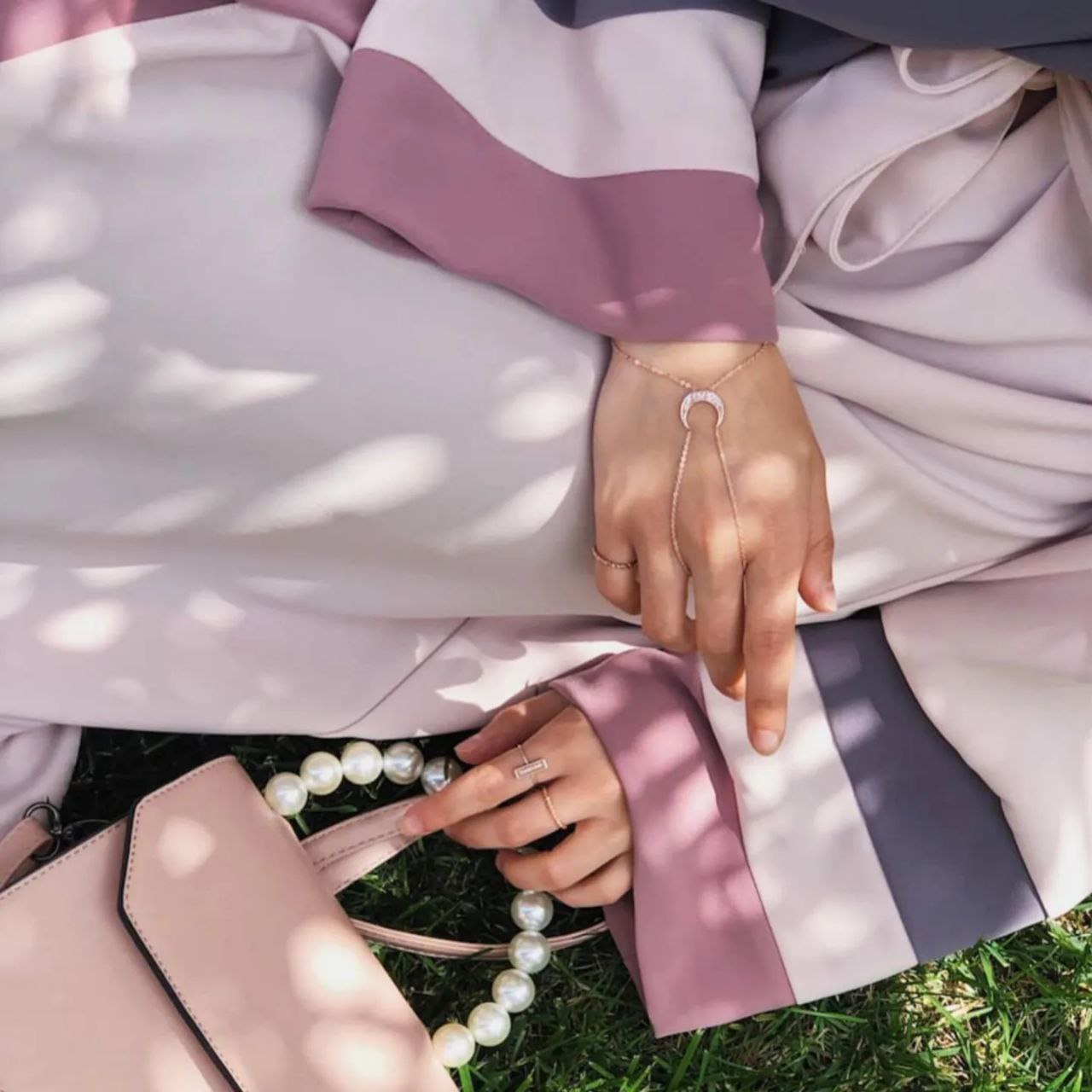 HAIMA FRONT OPEN ABAYA | NUDE