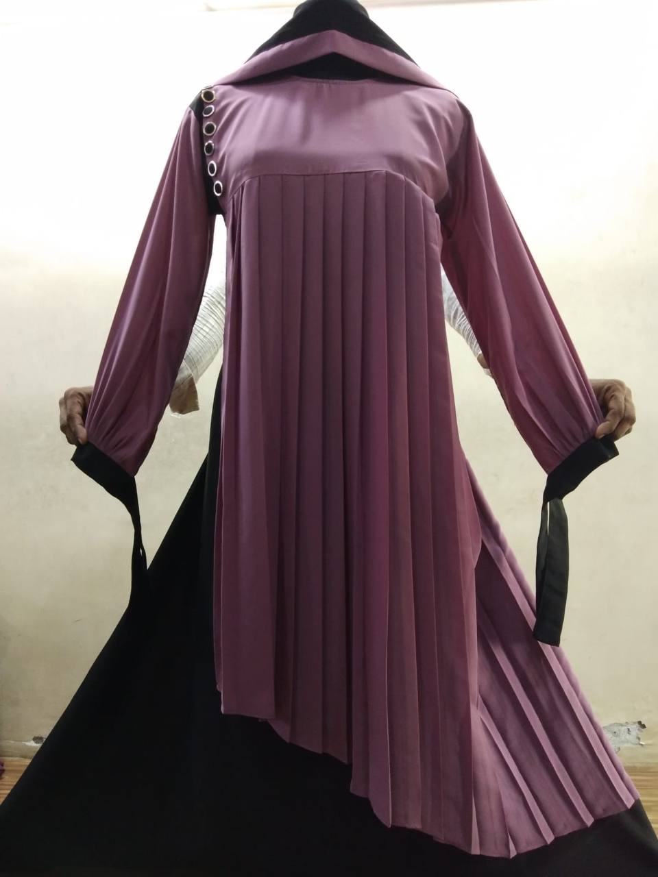 IQRA PLATES WORK ABAYA | PINK