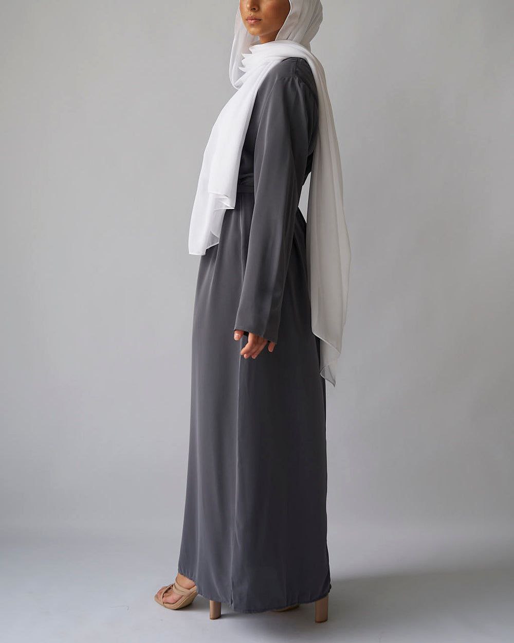 MAIRA PLAIN BASIC ABAYA | DARK GRAY