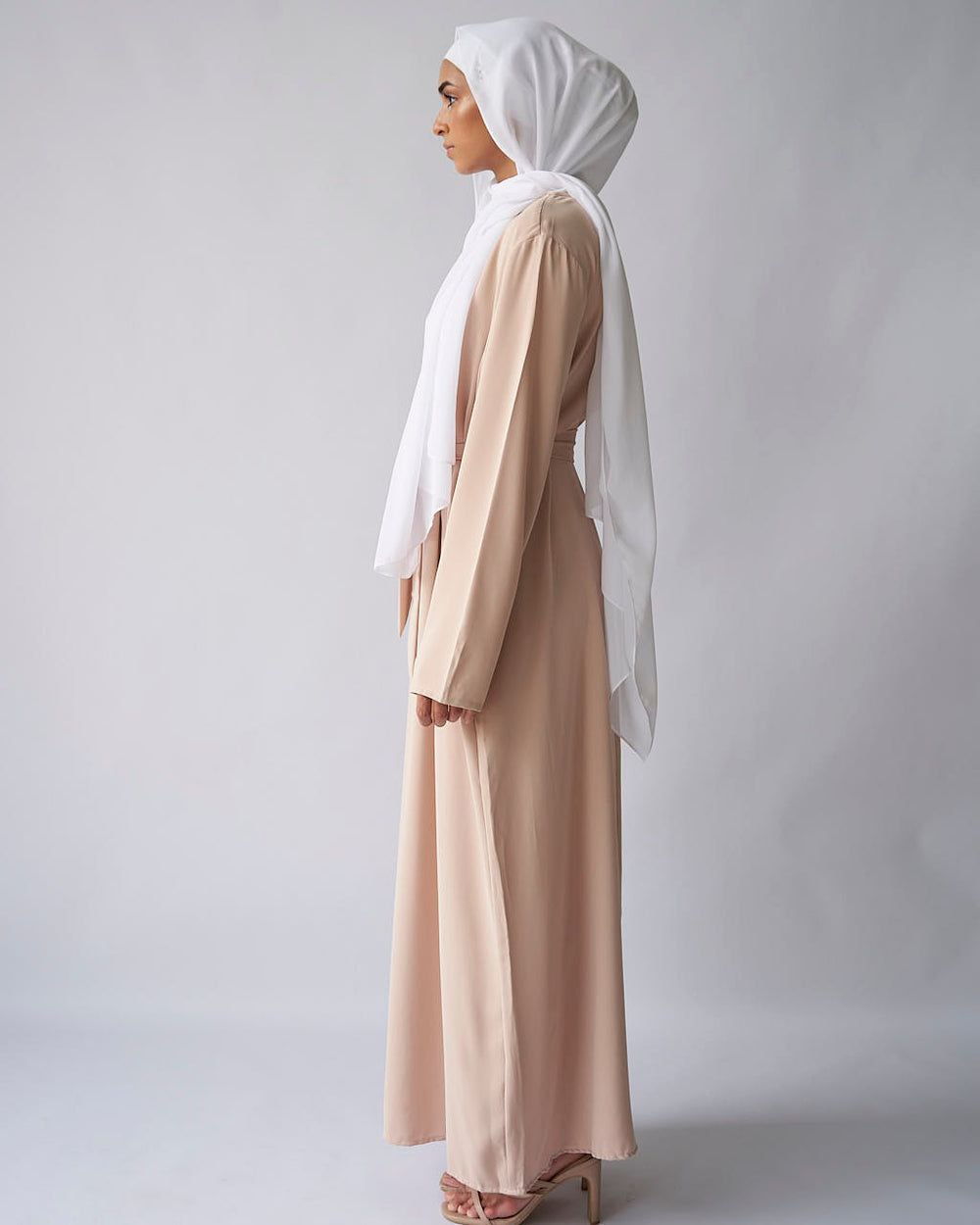 MAIRA PLAIN BASIC ABAYA | NUDE