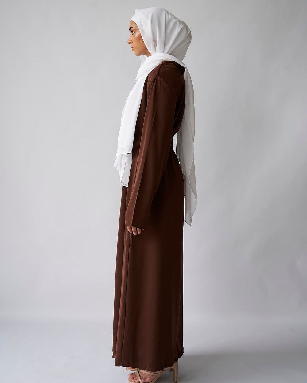 MAIRA PLAIN BASIC ABAYA | DARK BROWN