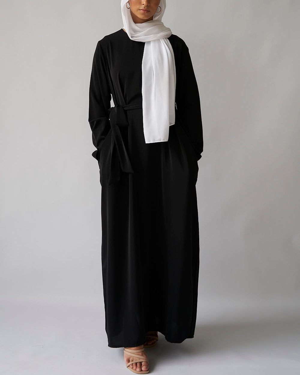 MAIRA PLAIN BASIC ABAYA |  BLACK