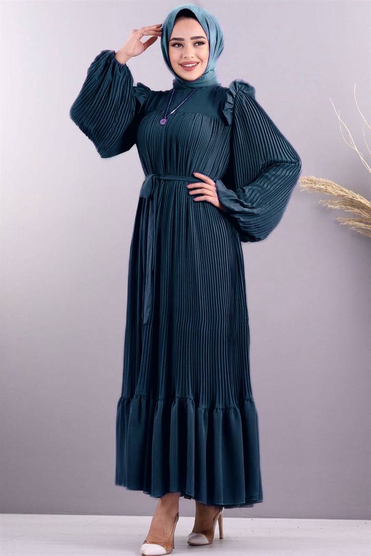 RIDA PLATED FRILL ABAYA | RAMA GREEN
