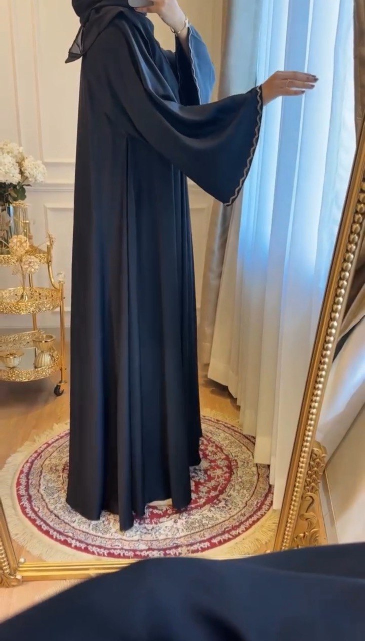 ZAHRA STONE LACE ABAYA | BLACK