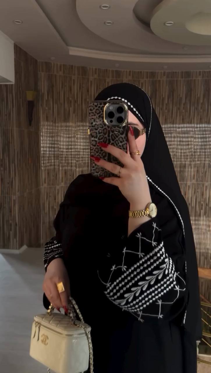 NOREEN EMBROIDERY ABAYA | BLACK