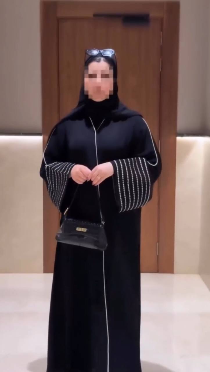 IRHA A-LINE EMROIDERY ABAYA | BLACK