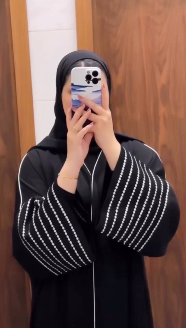 IRHA A-LINE EMROIDERY ABAYA | BLACK