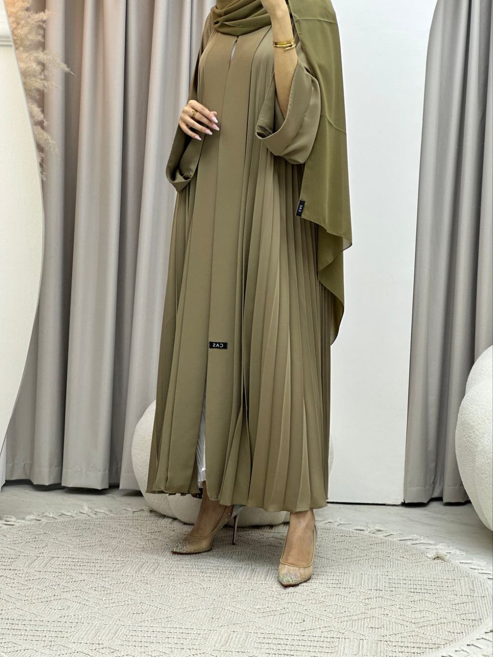 LIYANA FULLY CLOSED ABAYA | PISTA GREEN