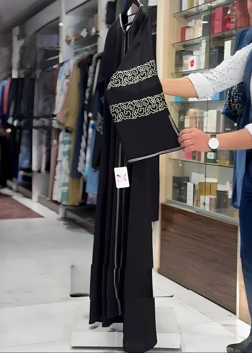 INARA HANDWORK WHITE PIPIN ABAYA | BLACK