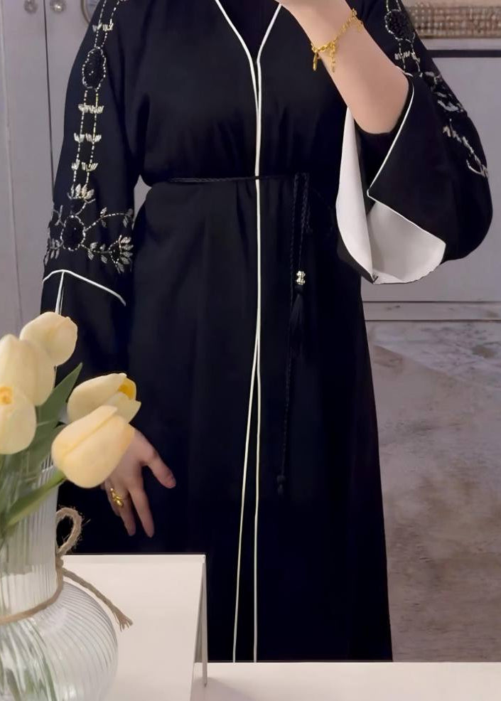 MUNTAHA HANDWORK ABAYA | WHITE