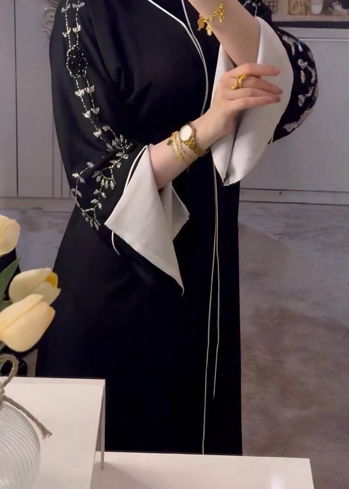 MUNTAHA HANDWORK ABAYA | WHITE