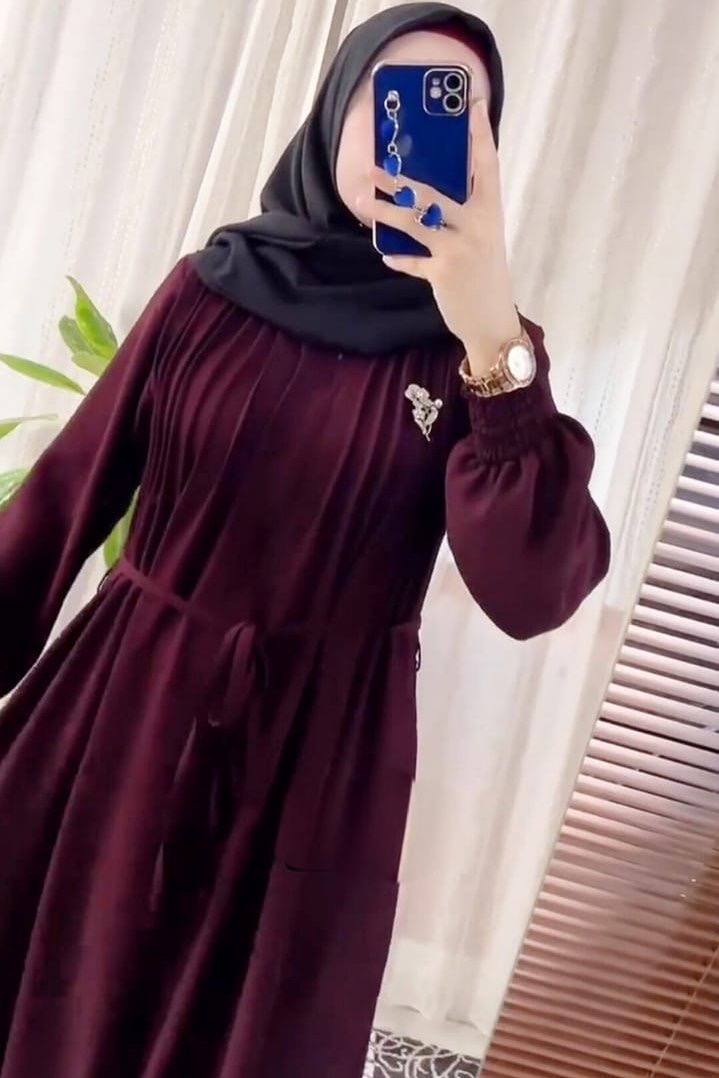 ZOYA PINTEX ABAYA | WINE