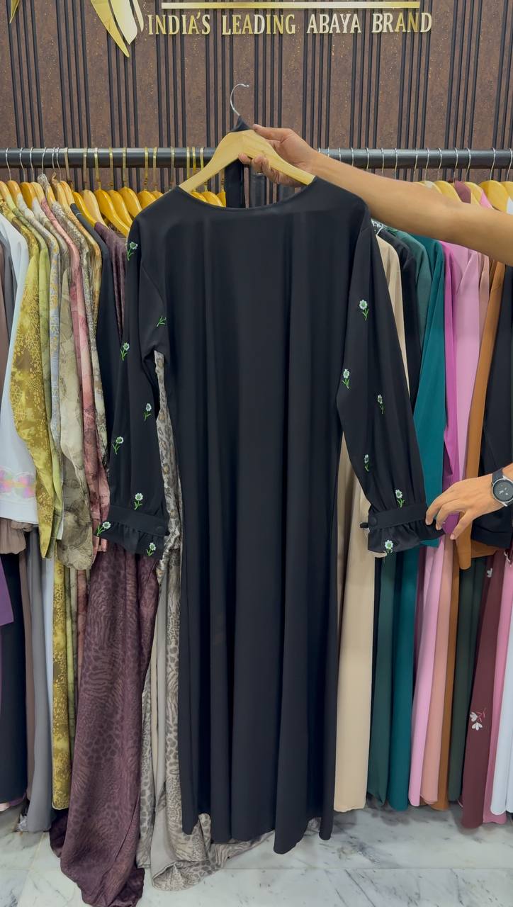 Mira Modest – Embroidered Korean Abaya