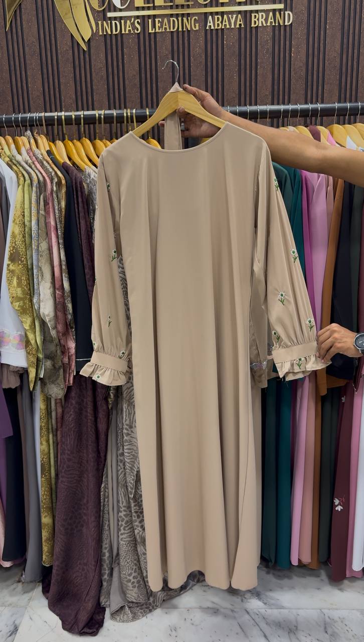 Mira Modest – Embroidered Korean Abaya