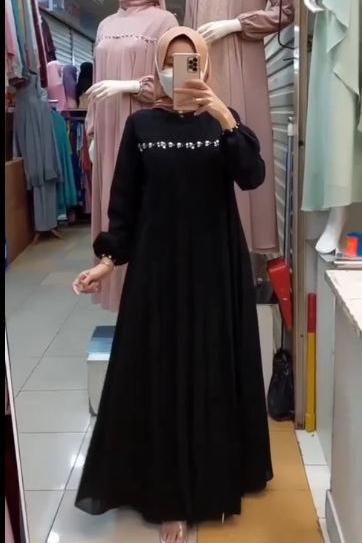 Layla Black Plates Abaya 🖤 ( Limited - Stock )