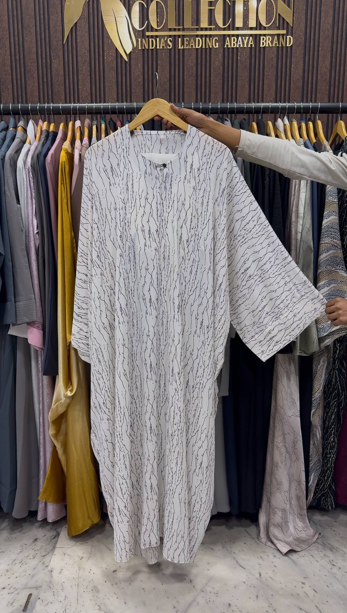 NAMRAH KAFTAN ABAYA | WHITE