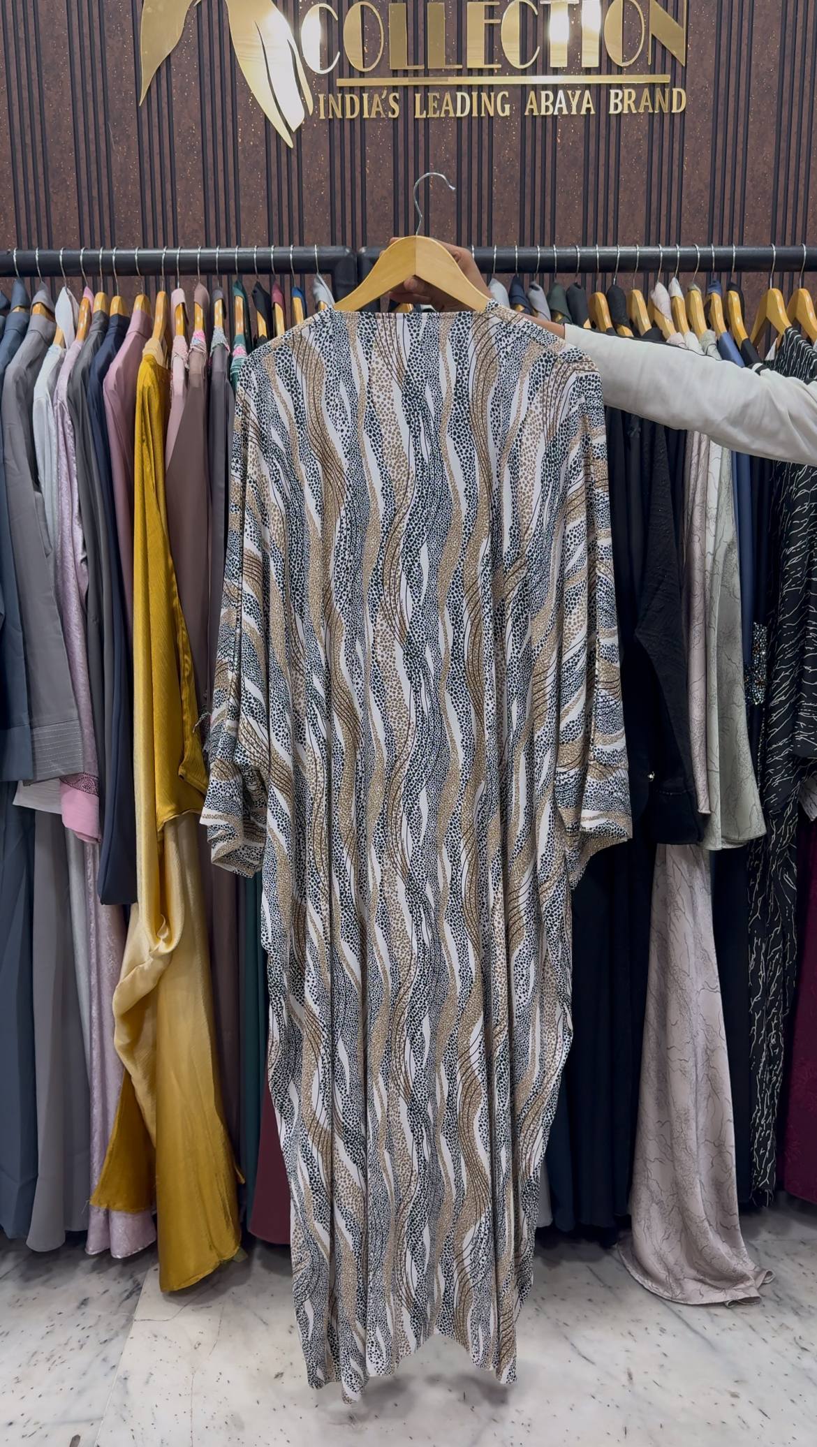 NAMRAH KAFTAN ABAYA | GOLDEN