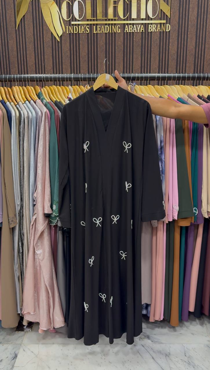 Laya Luxe – Front Open Bow Abaya | BLACK