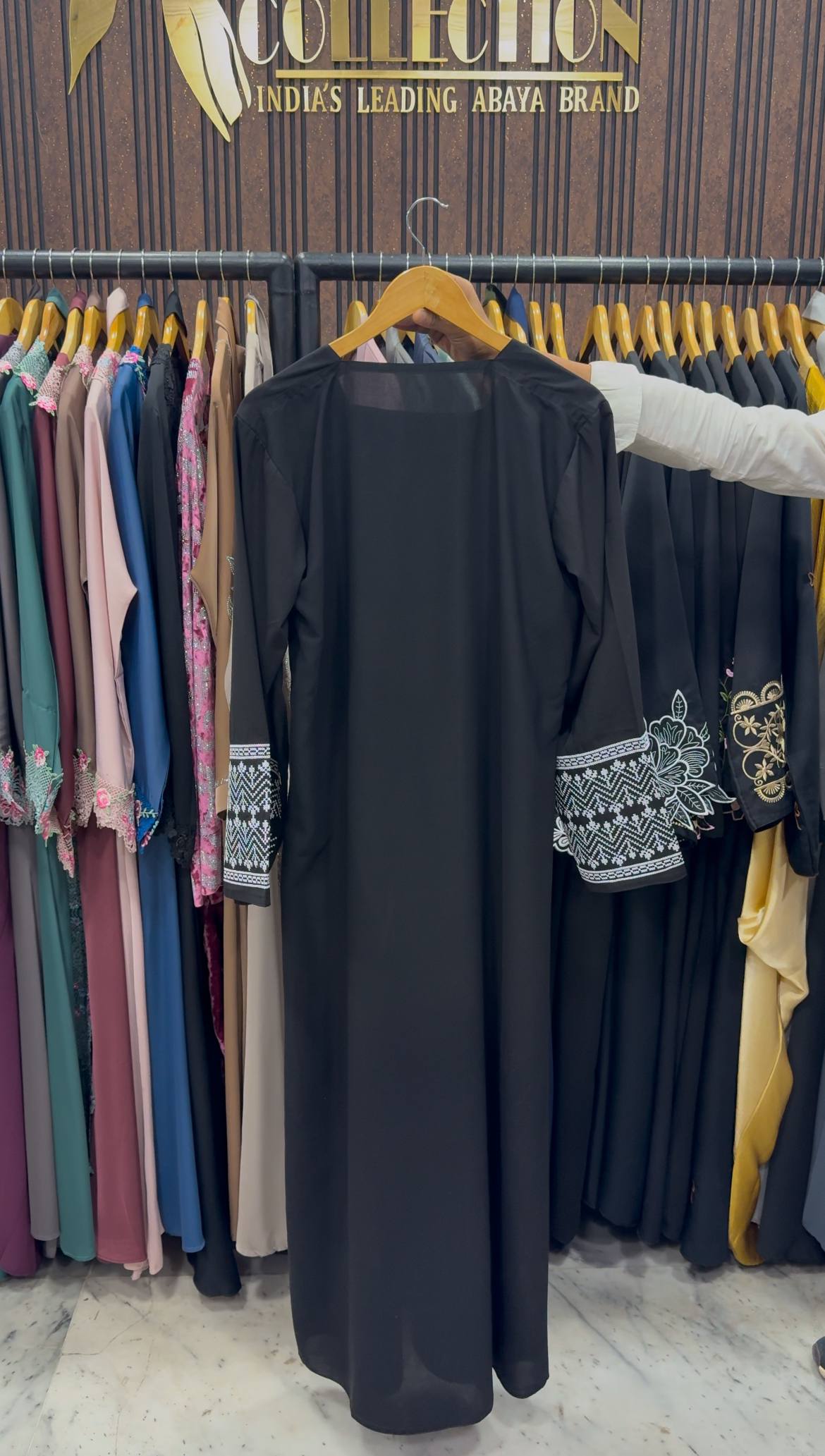 ROOHA EMBROIDERY ABAYA | S-4