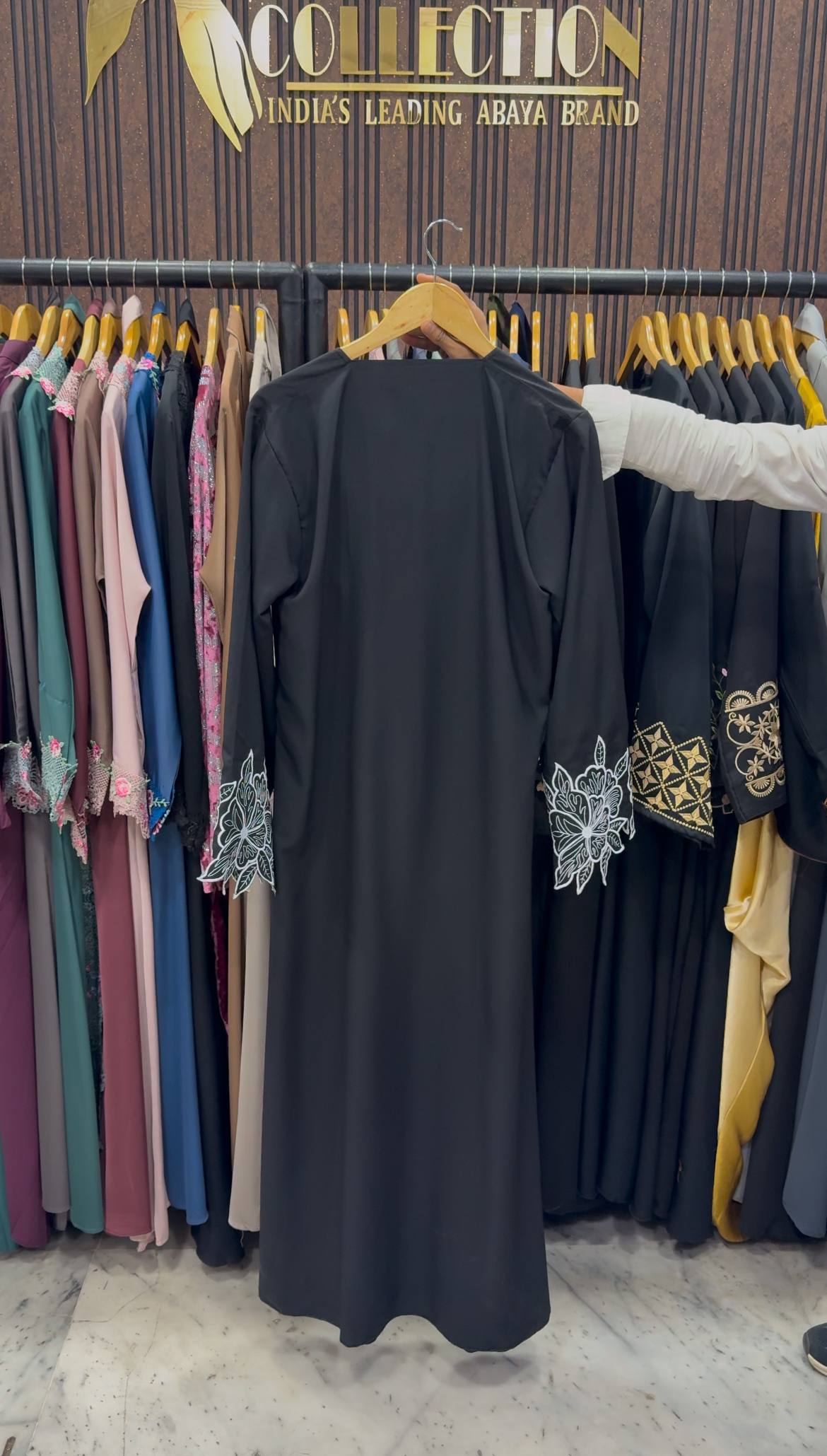 ROOHA EMBROIDERY ABAYA | S-7