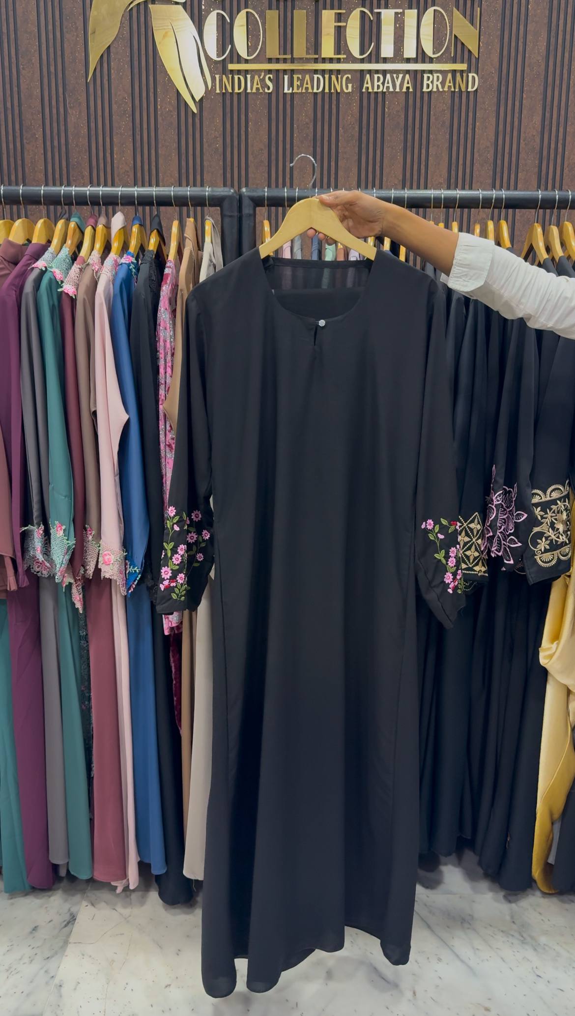 ROOHA EMBROIDERY ABAYA | S-8