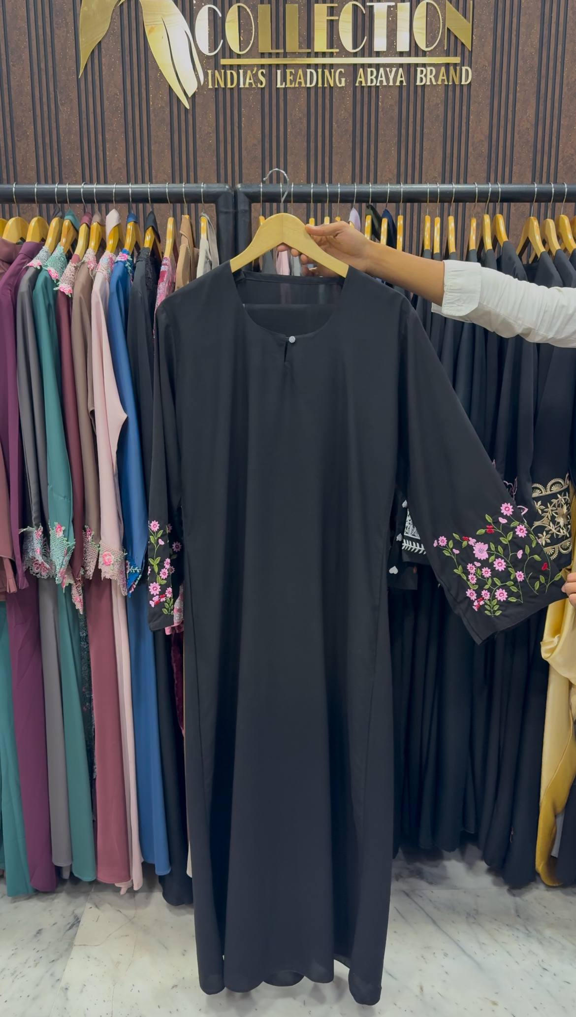 ROOHA EMBROIDERY ABAYA | S-8